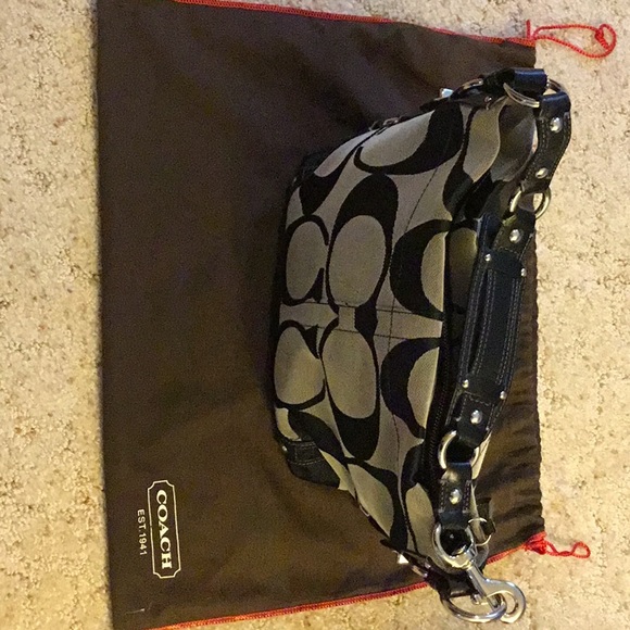 Coach Handbag - Picture 3 of 3